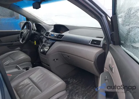 2011 Honda Odyssey Touring/Touring Elite z USA, uszkodzony, nr VIN 5FNRL5H92BB052023